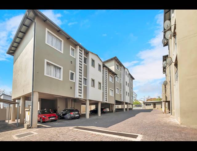 2 BEDROOM APARTMENT FOR SALE IN FERNDALE
